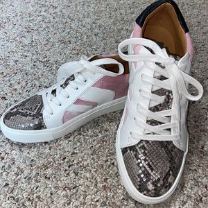 Brand new Dolce Vita shoes